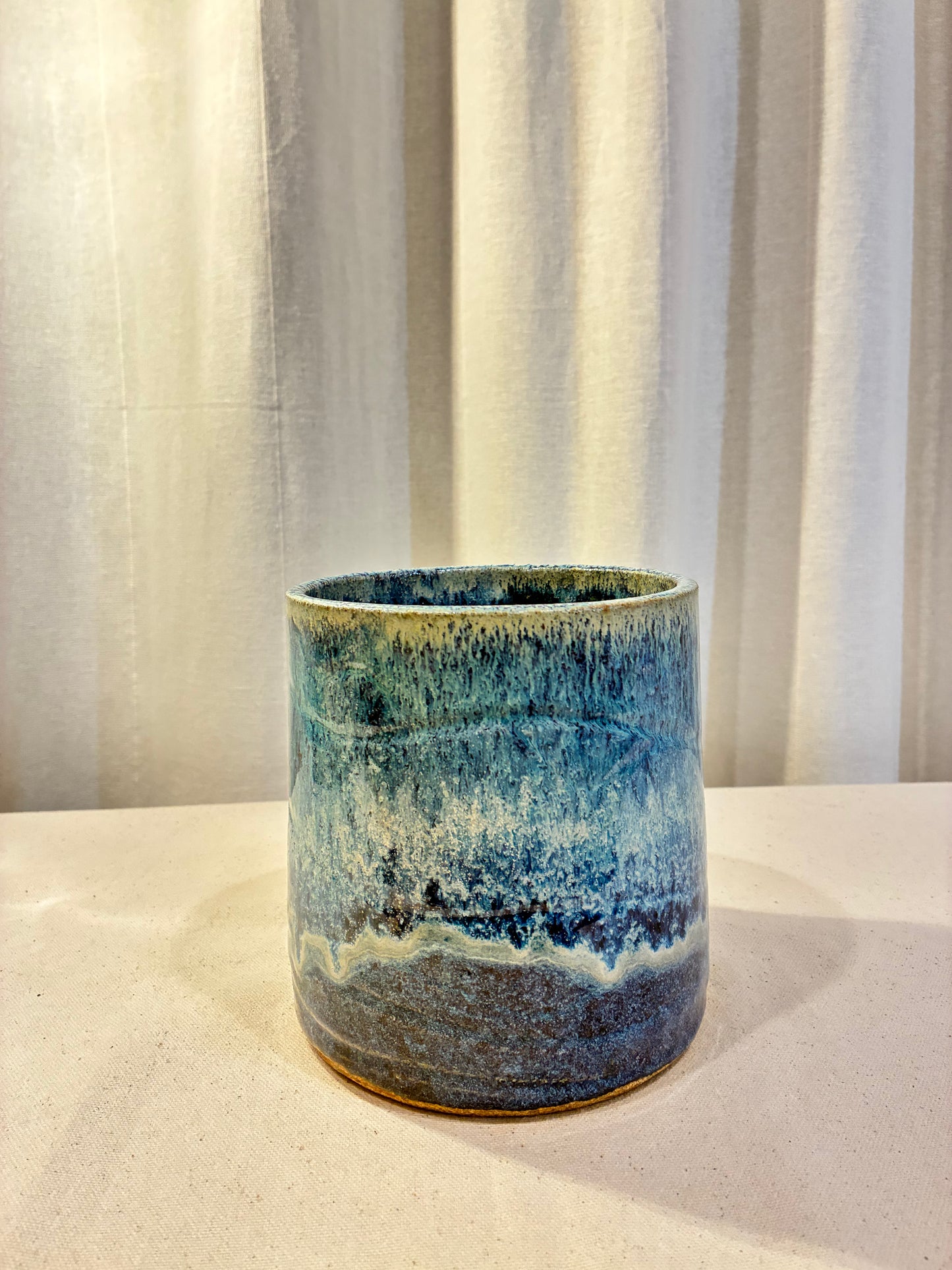 Oceana Utensil Holder