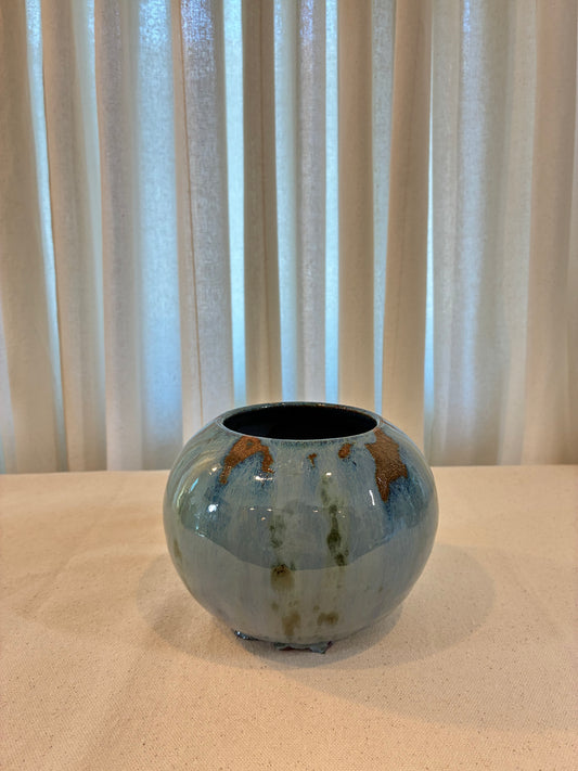 Riverbed Moon Planter